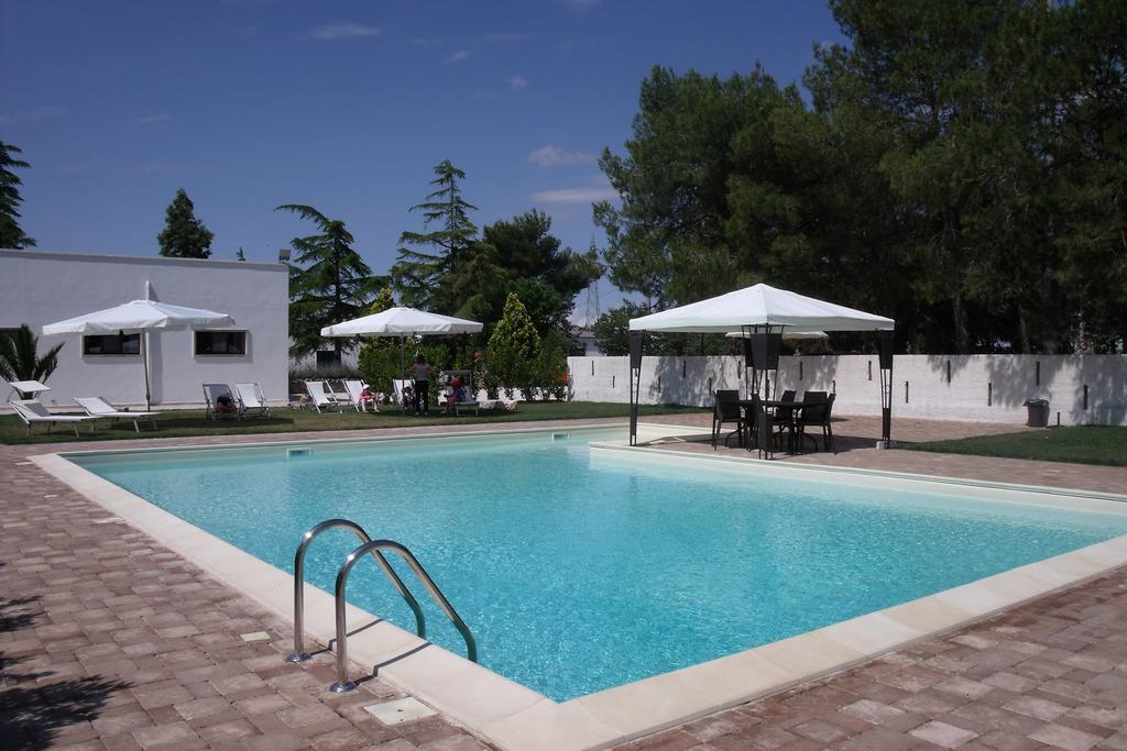 Villa La Ferula Bed&Pool Santeramo in Colle Exterior foto